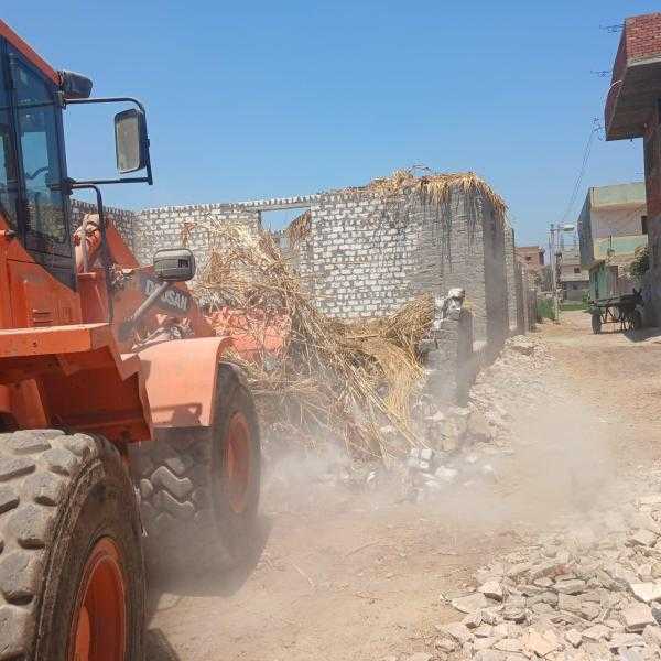 محافظ كفرالشيخ : تنفيذ 13 قرار إزالة على مساحة 24 قيراط