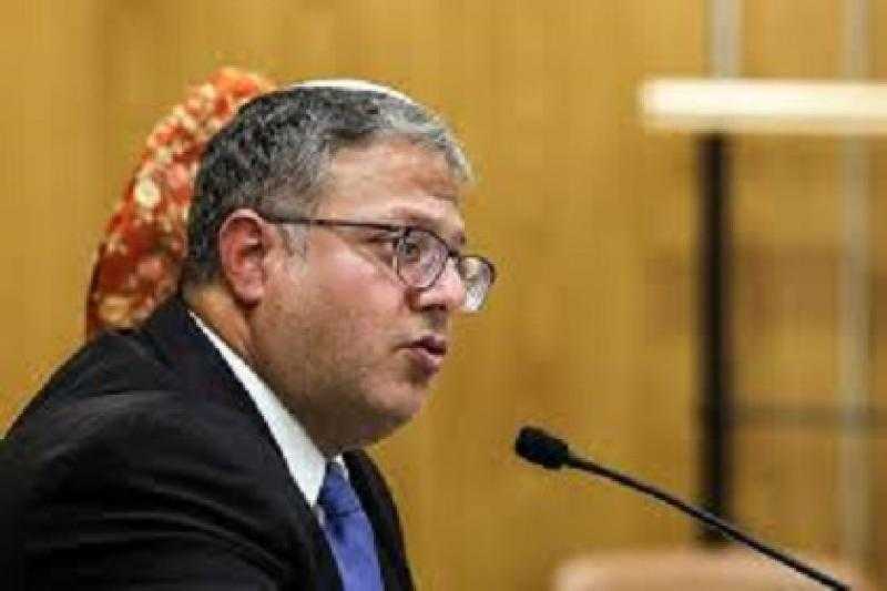 بن غفير يدعو لتفكيك السلطة الفلسطينية وأبو مازن يدرس إعلان الدولة من طرف واحد