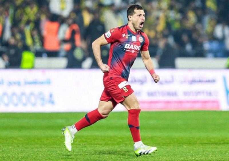 فرج عامر يكشف كواليس بيع طارق حامد: «جاءني هدية ورفضت منحه الاستغناء قبل استلام أموالي نقدًا»