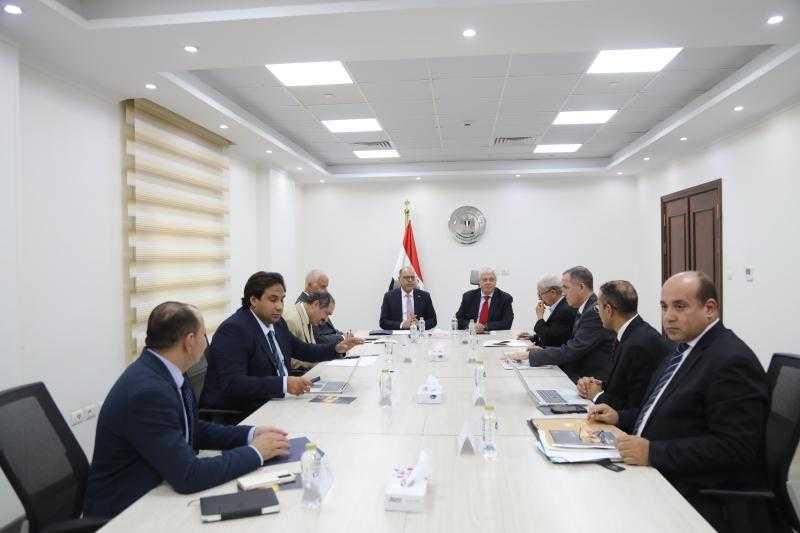 وزيرا التعليم العالي والعمل يبحثان سبل تعزيز التعاون والتكامل بين الوزارتين