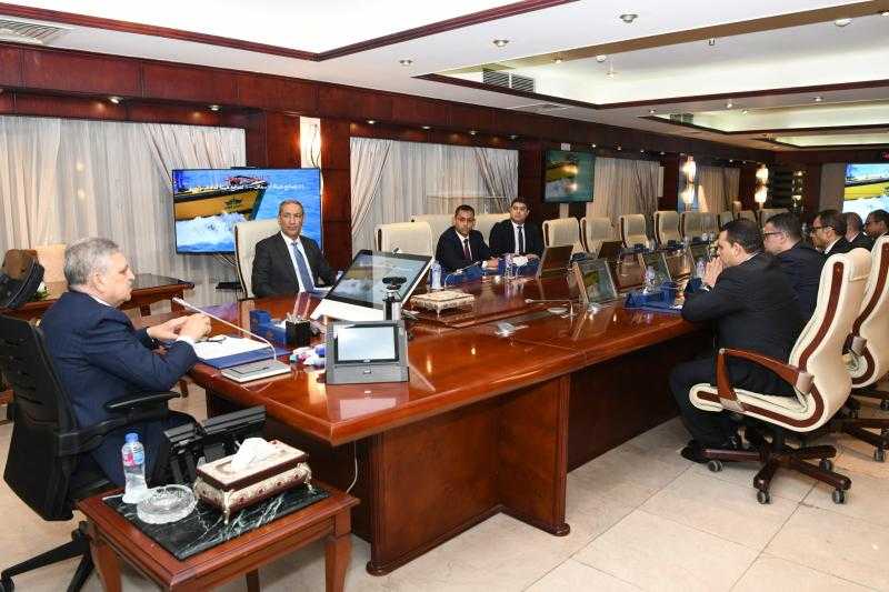 ربيع يلتقي رئيس التمثيل التجاري المصري لبحث سبل التعاون المشترك في مجال التسويق الخارجي