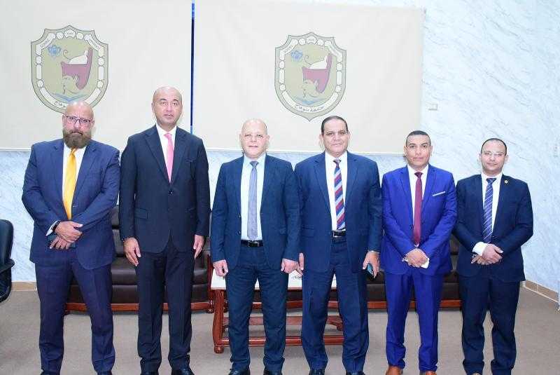 التعاملات وتداول الأوراق المالية بالبورصة المصرية..مؤتمر تعليمي تنظمه جامعة سوهاج لمنسوبيها ضمن مبادرة نشر الثقافة المالية