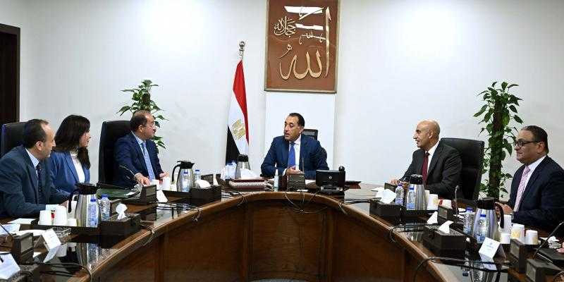 رئيس الوزراء يُتابع عددًا من ملفات العمل المشتركة بين وزارتي المالية والتربية والتعليم