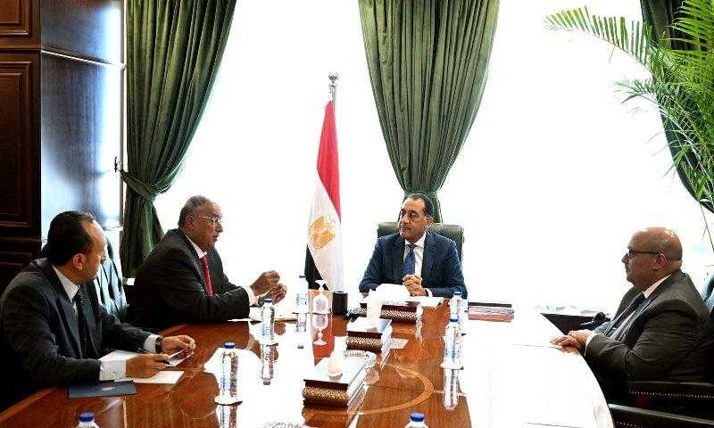 رئيس الوزراء يناقش مقترحات تعديل قانون المجلس القومي لحقوق الإنسان مع رئيس المجلس بالإنابة