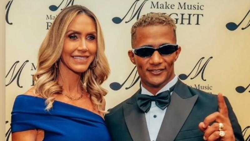 محمد رمضان يرد على شائعات دعمه لكلاب الشوارع بعد لقائه بـ لارا ترامب