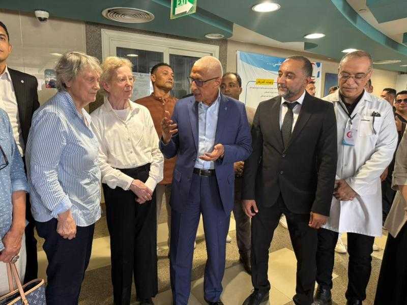 وزارة الصحة تنظم زيارة لوفد «الحكماء» التابع للأمم المتحدة لتفقد الخدمات الطبية المقدمة للمرضى الفلسطينيين بمستشفى العريش العام