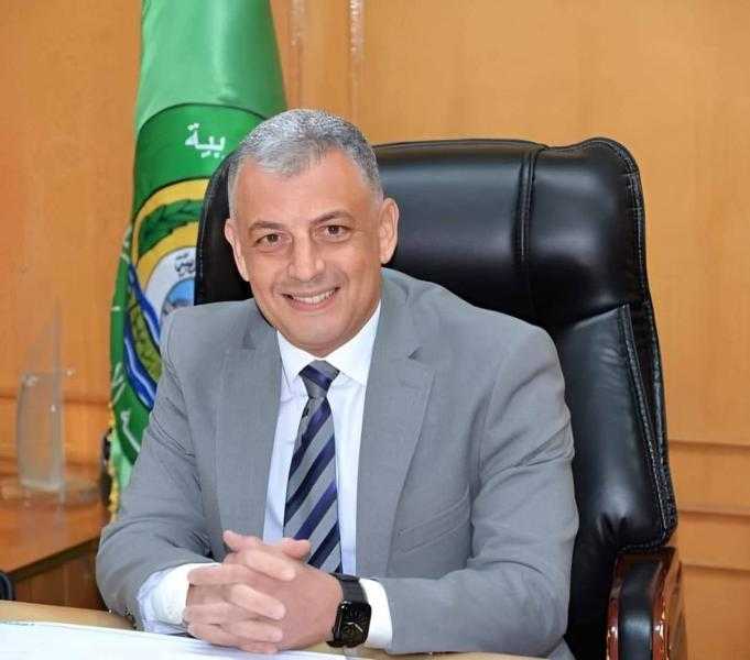 محافظ الإسماعيلية يتابع نشاط مديرية الطب البيطري للحفاظ على الثروة الحيوانية والداجنة