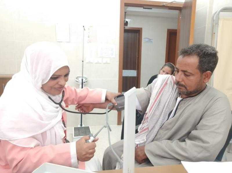 مديرية الشؤون الصحية بالأقصر تنظم قافلة طبية مجانية بوحدة المحاميد بحري