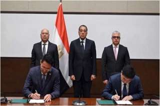 رئيس الوزراء يشهد توقيع عقد إنشاء مصنع مجموعة سايلون الصينية للإطارات بـ ”اقتصادية قناة السويس”