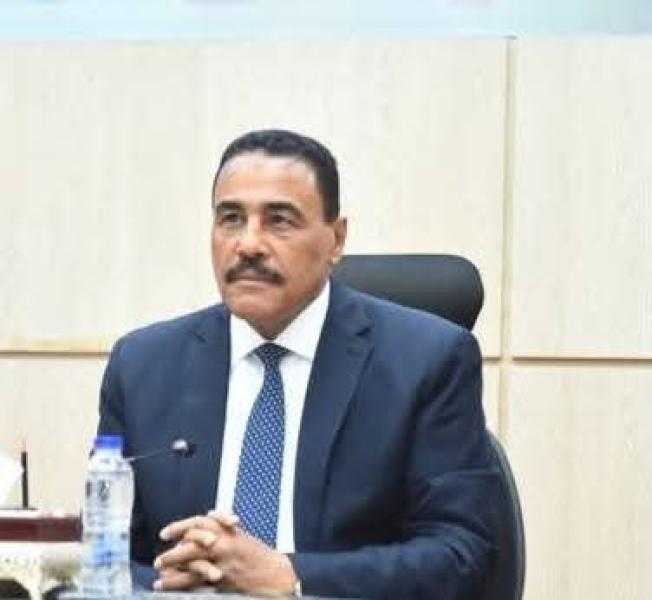 شعيب يشيد بقوافل مطروح الخير
