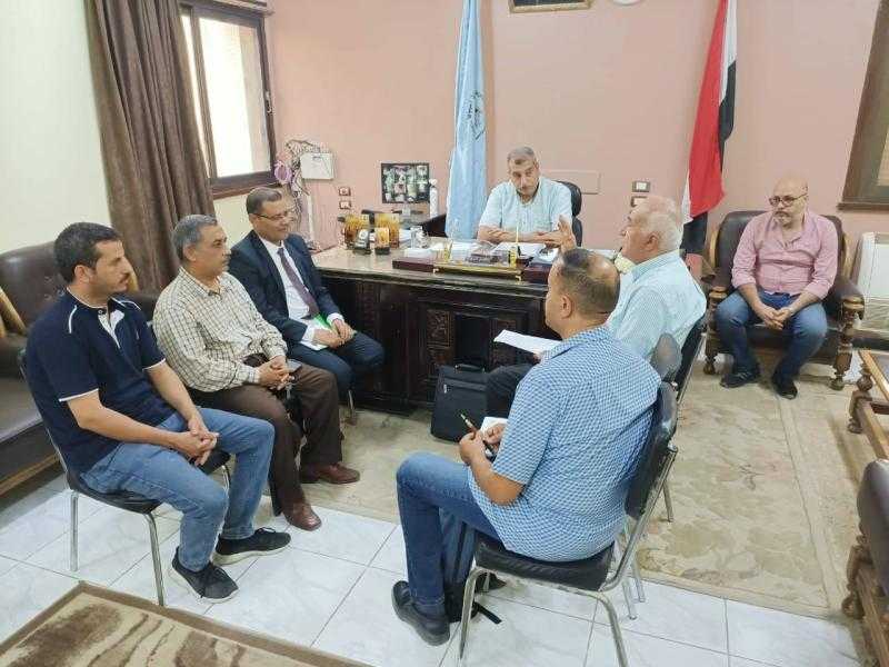 محافظ أسيوط: تعاون كامل مع الاتحاد الأوروبي لتعزيز التنمية الريفية ودعم المزارعين والمربين