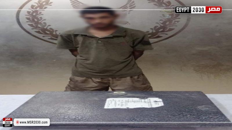 ضبط لص سرق باب كابينة كهربائية