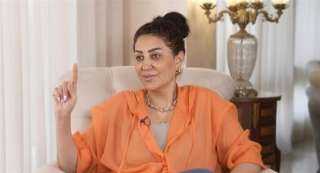 غيرة فنانين..وفاء عامر تكشف عن تفاصيل شائعة ابنتها آيتن عامر