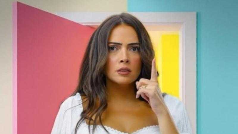 وئام مجدي تشارك بوستر فيلم ”ماما وبابا”