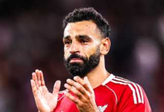 سر بكاء محمد صلاح في مباراة ليفربول بافتتاحية الدوري الإنجليزي