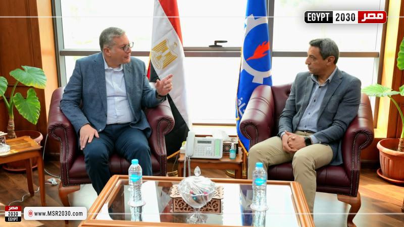 وزير البترول والثروة المعدنية 