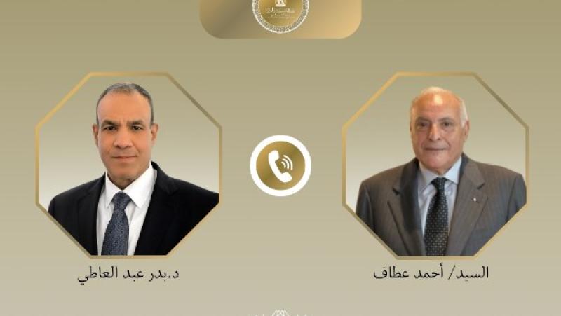 اتصال هاتفي بين وزير الخارجية ونظيره الجزائري