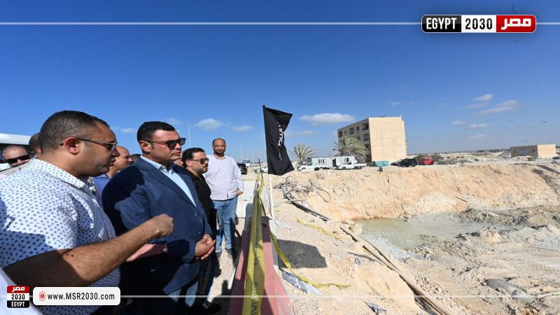 وزير الإسكان يتفقد مشروع بحيرات نيو مارينا و البوغاز