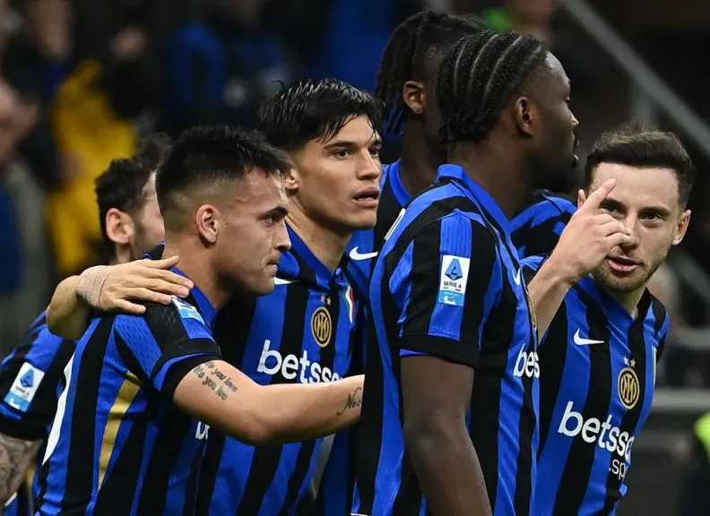 «ديربي الغضب».. التشكيل الرسمي لمباراة ميلان وإنتر ميلان في الدوري الإيطالي