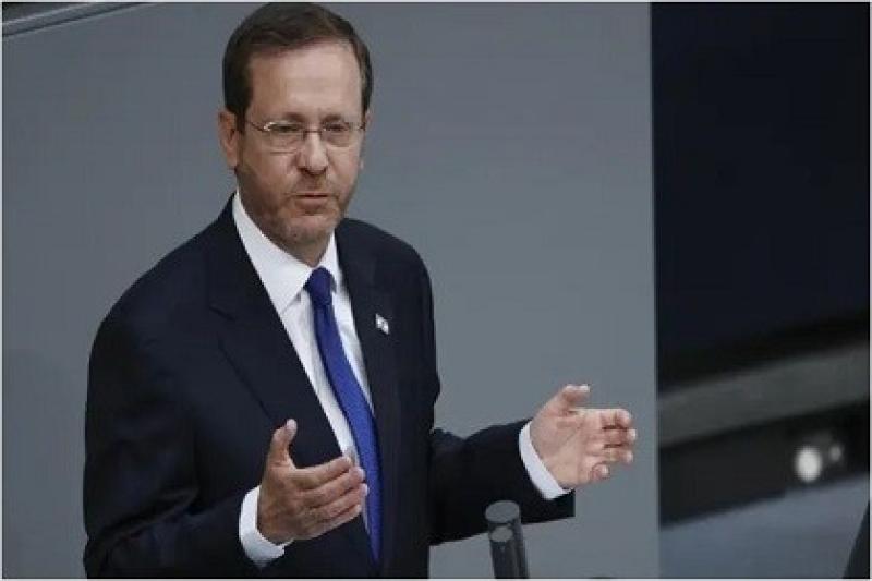 الرئيس الإسرائيلي يطالب العالم  بالتحرك الجاد لإطلاق سراح الرهائن المحتجزين لدى حماس