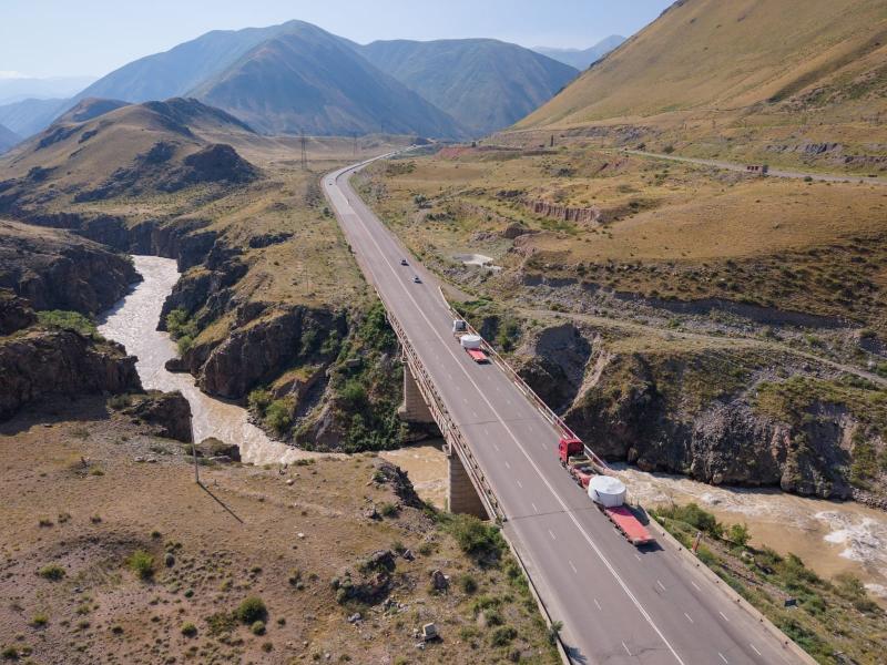 تسليم أول مكونات بناء مزرعة الرياح التابعة لـ «روساتوم» إلى قيرجيزستان