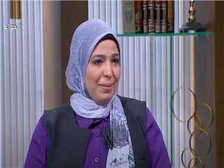 أمينة الفتوى بدار الإفتاء توضح علامات طهر المرأة وأحكام الإفرازات بعد الحيض