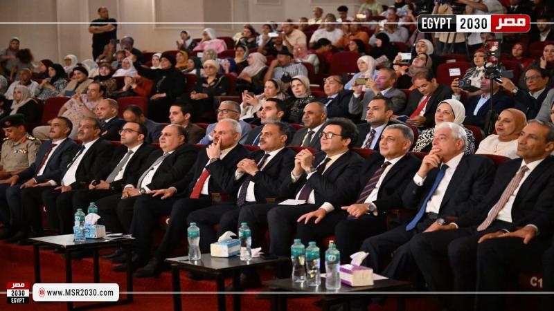 رئيس جامعة قناة السويس 