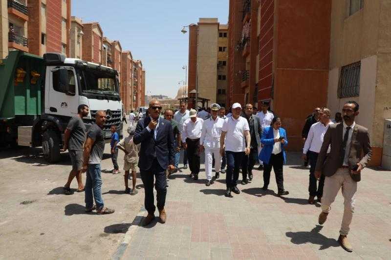 محافظ القاهرة يتابع رفع الإشغالات والتعديات وإعادة الانضباط لمدينة معًا بحى السلام ثان