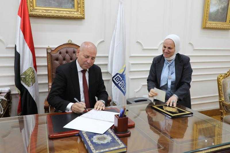 محافظ القاهرة يعتمد نتيجة امتحان الدور الثانى للشهادة الإعدادية