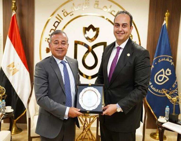 رئيسي مصرف أبوظبي الإسلامي وهيئة الرعاية الصحية