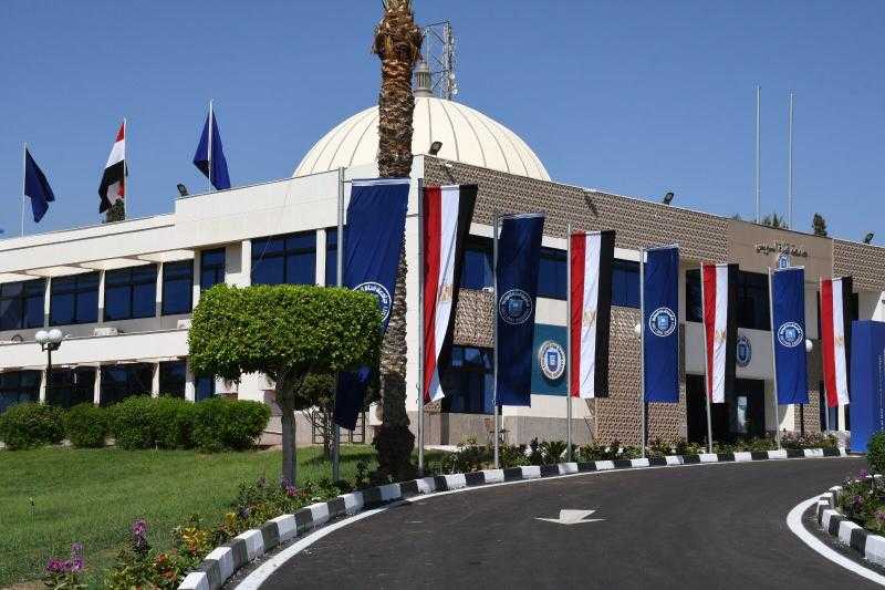 جامعة قناة السويس تبدأ الكشف الطبي لـ 2770 طالبًا وطالبة من الجدد والقدامى وفق منظومة إلكترونية متكاملة