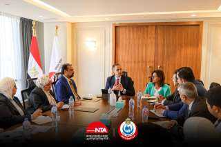 نائب وزير الصحة يبحث مع المدير التنفيذي للأكاديمية الوطنية للتدريب سبل تعزيز التعاون المشترك