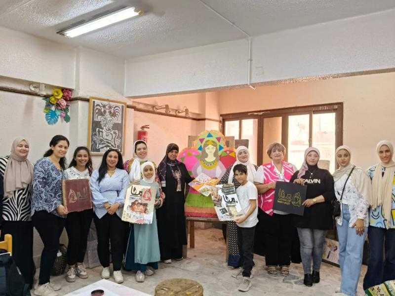 ثقافة المنيا تقيم ورشة لوحات توعوية بالكولاج ضمن مبادرة ”معا بالوعي نحميها”