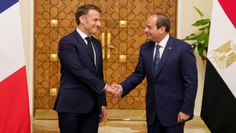 الرئيس السيسي و ماكرون 