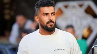 محمد سامي يشارك موقفًا كوميديا مع سيدة من الأسانسير