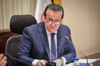 خالد عبد الغفار يتفقد مشروع إنشاء مستشفى التأمين الصحي بالعاصمة الإدارية