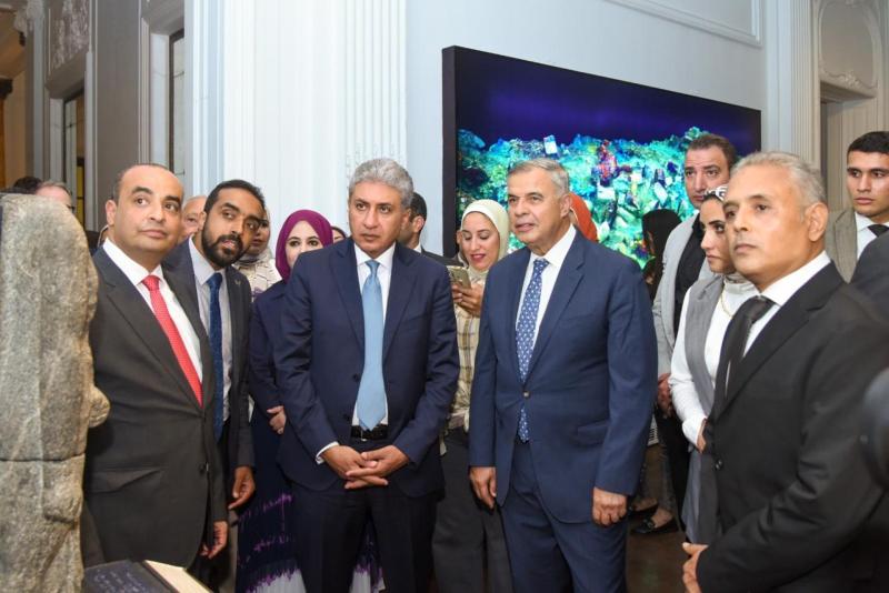 وزير السياحة والآثار ومحافظ الإسكندرية 