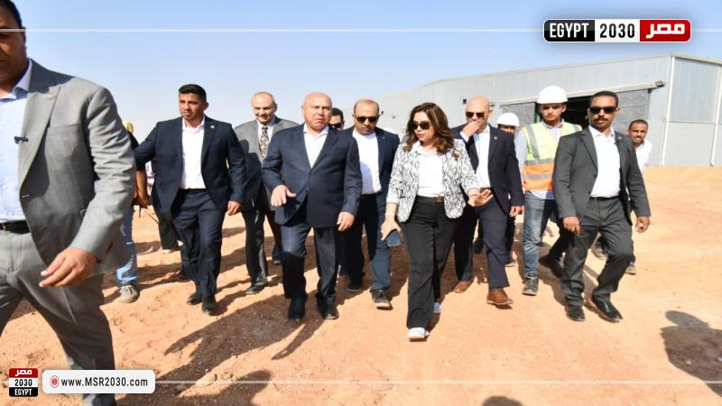 وزير الصناعة والنقل ووزيرة البيئة