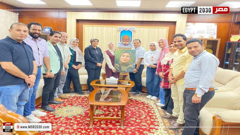 رئيس جامعة الأقصر 