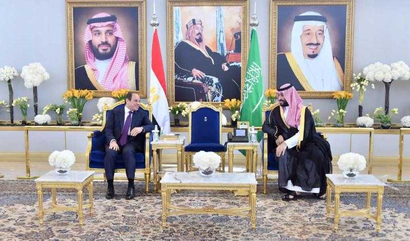 الرئيس السيسي وبن سلمان يؤكدان أهمية دعم استقرار دول المنطقة والحفاظ على وحدة أراضيها