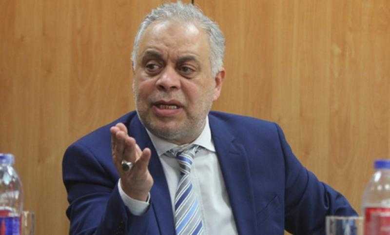 نقيب المهن التمثيلية يعتذر للنائب العام عن واقعة تصوير في قاعة المحكمة