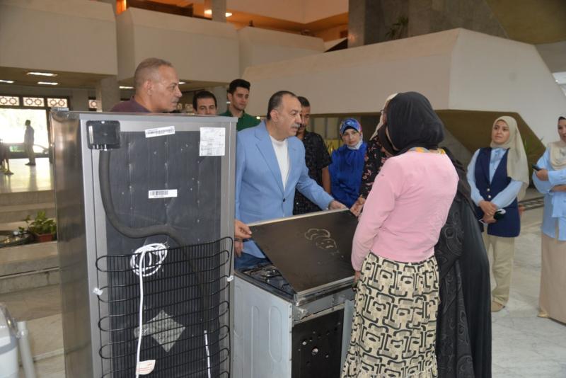 محافظ أسيوط 