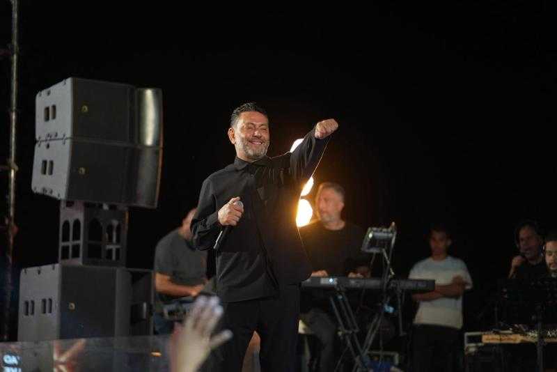 زياد برجي يشعل أجواء الساحل الشمالي في ليلة استثنائية