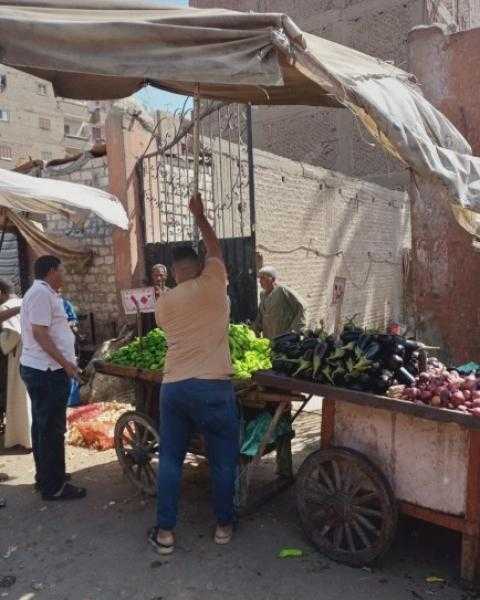 محافظ أسيوط: استمرار حملات إزالة إشغالات الباعة الجائلين والتعديات على الطرق بمدينة أبوتيج