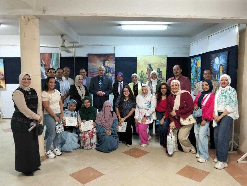 تجليات ذاتية.. معرض فني بكلية التربية النوعية بجامعة أسيوط