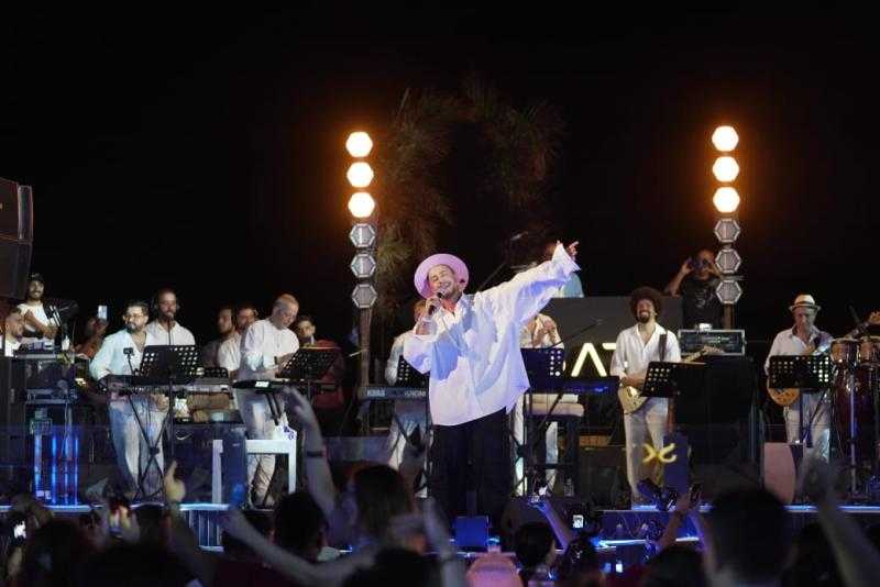 سعد لمجرد يشعل أجواء الساحل الشمالي في واحدة من أقوى حفلات الصيف