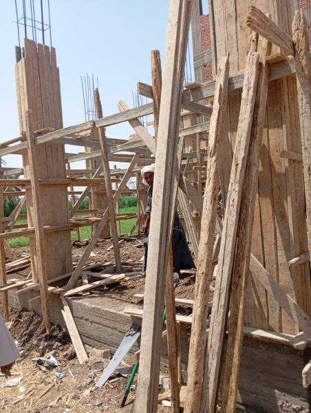 إزالة فورية لثلاث مخالفات بناء في المهد بقرية النجوع بإسنا بالأقصر