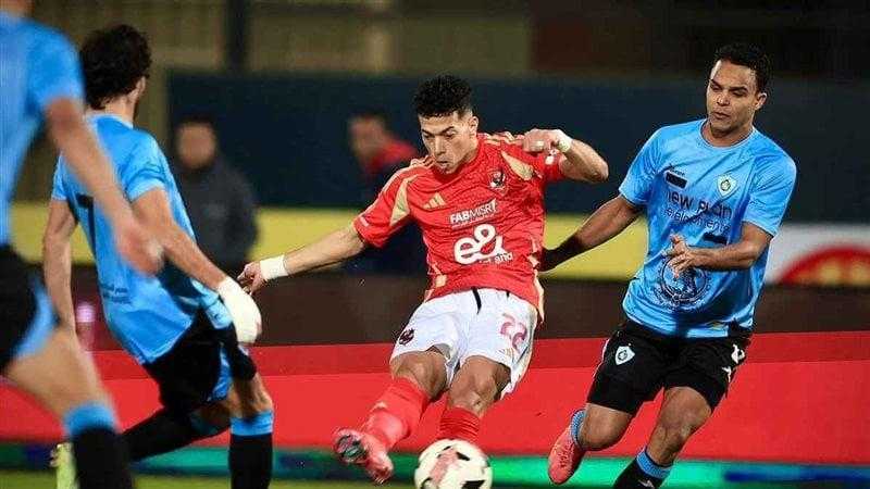 أمين عمر يدير قمة الأهلي وغزل المحلة في الدوري الممتاز