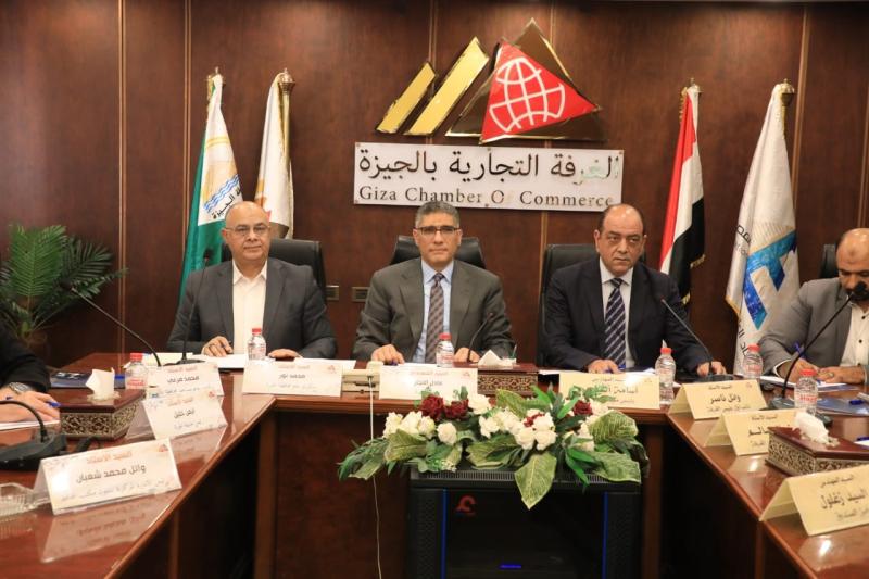 محافظ الجيزة: التجهيزات جارية لإقامة ثلاث معارض ” أهلا مدارس” رئيسية وتسكين العارضين