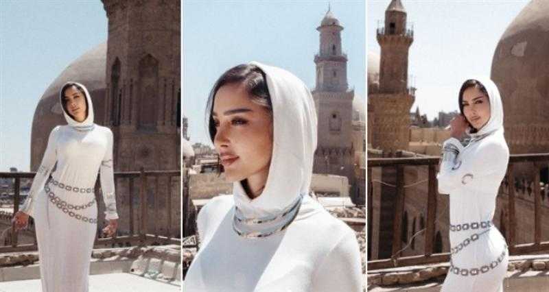 بسمة بوسيل تثير جدلاً بعد فيديو كليب عند مساجد تاريخية